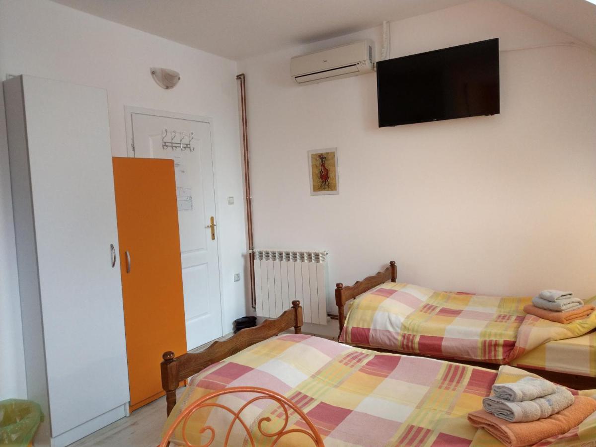 Apartment Harmonija Apatin Extérieur photo